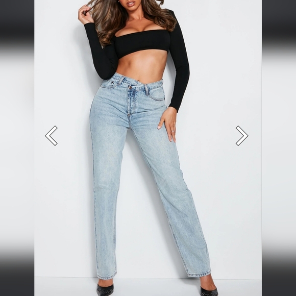 Fashion Nova Denim - Fashion Nova Tall Crossover Straight Leg Jeans size 9  /  30x35